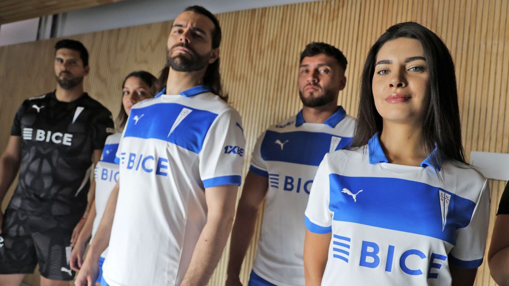 Chery debutó en la camiseta 2025 de la Universidad Católica